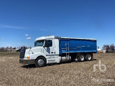 Volvo grain truck